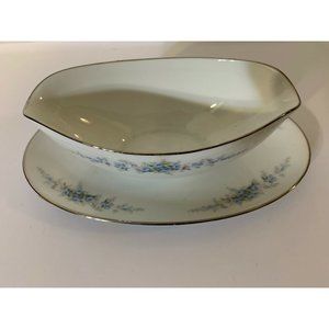 Noritake Roseberry Gravy Boat #6241‎ Japan